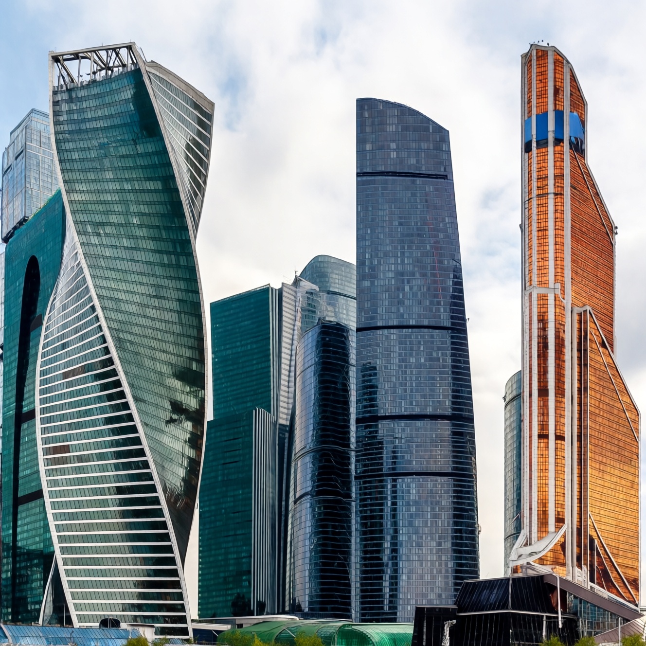ПИК уступил первое место по выручке среди застройщиков Москвы: сменился лидер рейтинга ПИК уступил первое место по выручке среди застройщиков Москвы: сменился лидер рейтинга